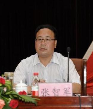 [CropImg][CropImg][s]省財政廳黨組成員、副廳長行業(yè)黨委書記張智軍同志做重要講話